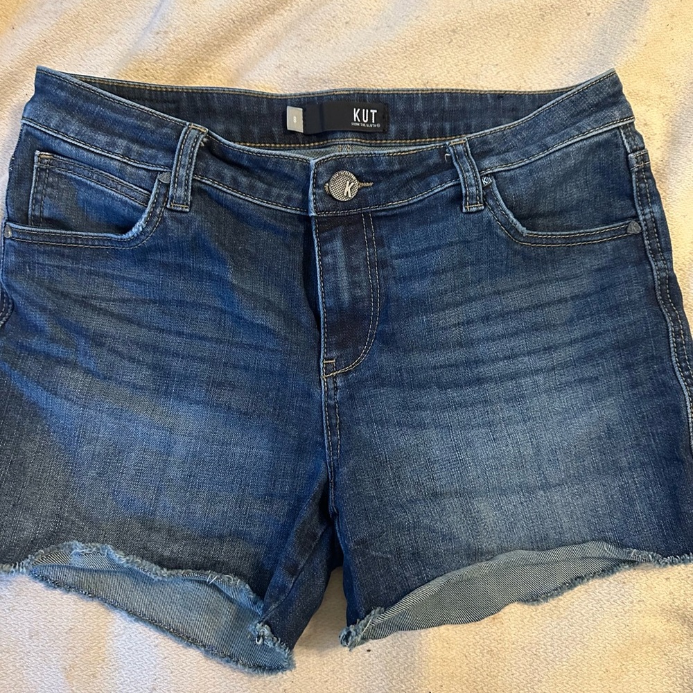 Brand new Kut from the Kloth Denim Shorts. Never worn size 8